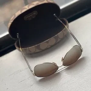 Coach | Accessories | Chic Coach Sunglasses Commercial Pilot  display picture 1